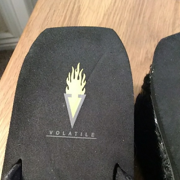 Volatile sandals - Picture 6 of 8